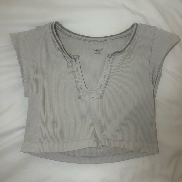 cropped tee - Picture 1 of 3